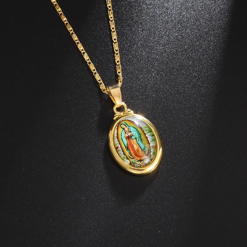 Virgin Mary Amulet Pendant Necklace